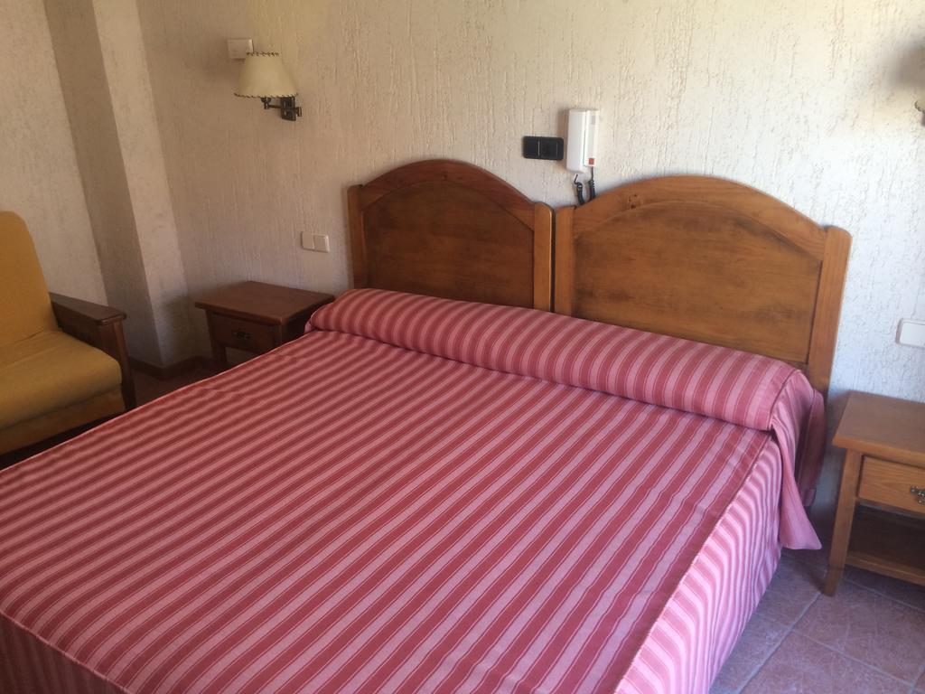 Hotel Rural La Mesta Prádena Room photo